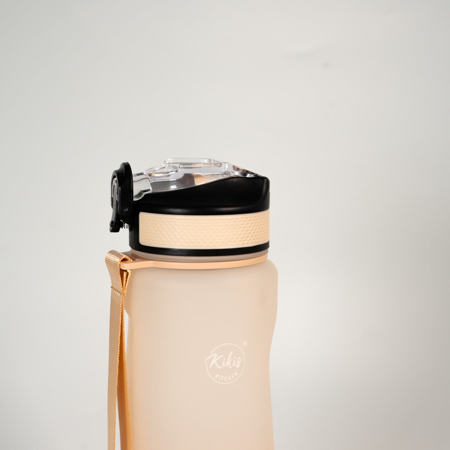 Kikis Tritan-Trinkflasche / Lieblingsflasche 900 ml beige -  von Kikis Kitchen - Nur €18.90! Bestelle jetzt Kikis Kitchen
