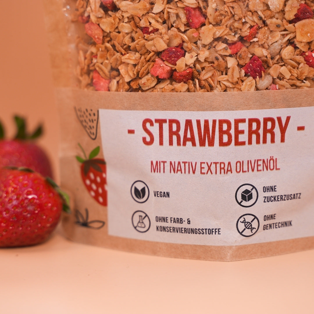 Kikis Granola - Strawberry -  von Kikis Kitchen - Nur €5.50! Bestelle jetzt Kikis Kitchen